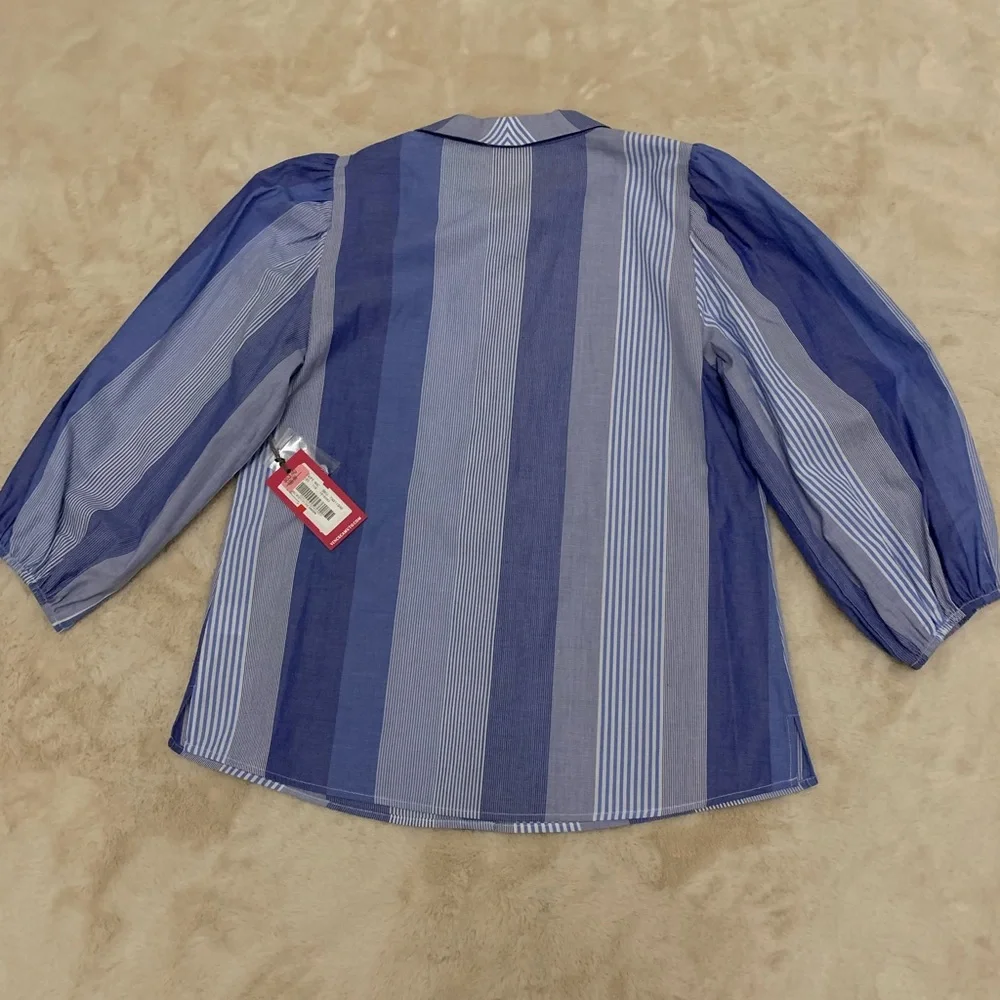 NWT Vince Camuto Button Down Top - Size XS - Picture 2 of 4
